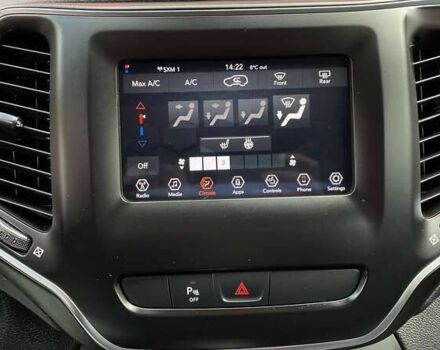 Джип Cherokee, об'ємом двигуна 3.2 л та пробігом 125 тис. км за 19000 $, фото 23 на Automoto.ua