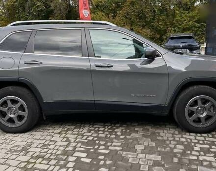 Джип Cherokee, об'ємом двигуна 3.2 л та пробігом 125 тис. км за 19000 $, фото 8 на Automoto.ua