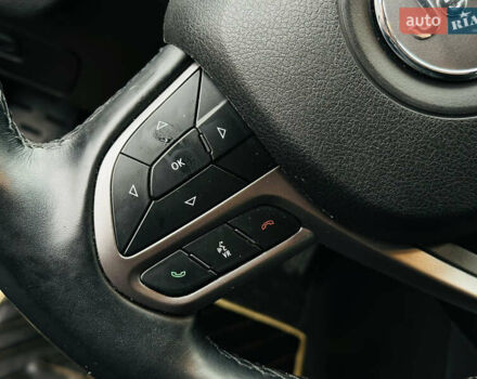 Джип Cherokee, об'ємом двигуна 3.24 л та пробігом 54 тис. км за 19500 $, фото 28 на Automoto.ua