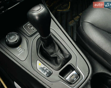 Джип Cherokee, об'ємом двигуна 3.24 л та пробігом 54 тис. км за 19500 $, фото 34 на Automoto.ua