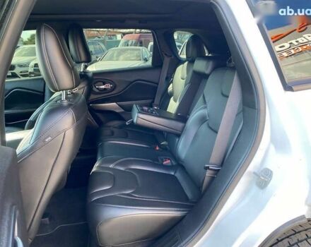 Джип Cherokee, об'ємом двигуна 3.2 л та пробігом 124 тис. км за 18900 $, фото 21 на Automoto.ua