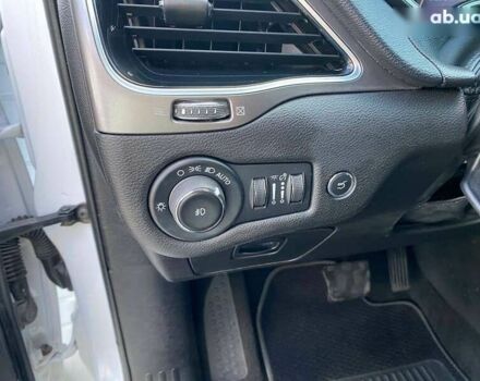 Джип Cherokee, об'ємом двигуна 3.2 л та пробігом 124 тис. км за 18900 $, фото 13 на Automoto.ua