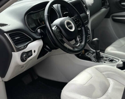 Джип Cherokee, об'ємом двигуна 3.24 л та пробігом 81 тис. км за 18800 $, фото 11 на Automoto.ua