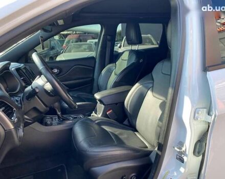 Джип Cherokee, об'ємом двигуна 3.2 л та пробігом 124 тис. км за 18900 $, фото 19 на Automoto.ua