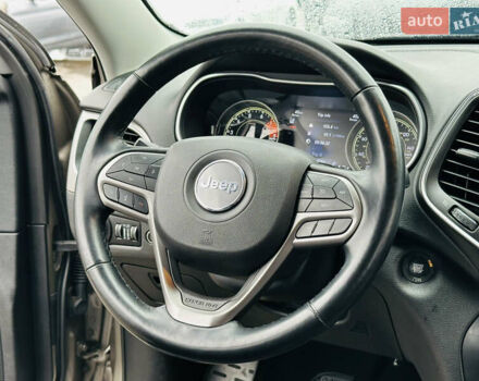 Джип Cherokee, об'ємом двигуна 3.24 л та пробігом 54 тис. км за 19500 $, фото 20 на Automoto.ua