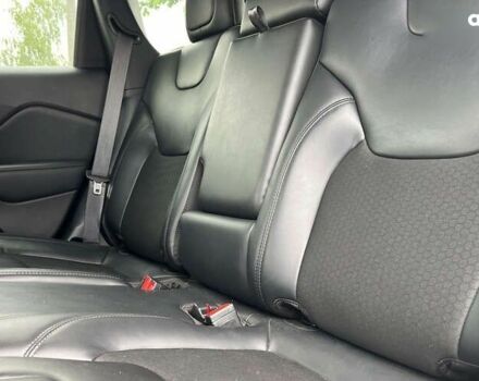 Джип Чероки, объемом двигателя 2.4 л и пробегом 16 тыс. км за 19400 $, фото 21 на Automoto.ua