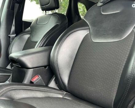 Джип Чероки, объемом двигателя 2.4 л и пробегом 16 тыс. км за 19400 $, фото 17 на Automoto.ua