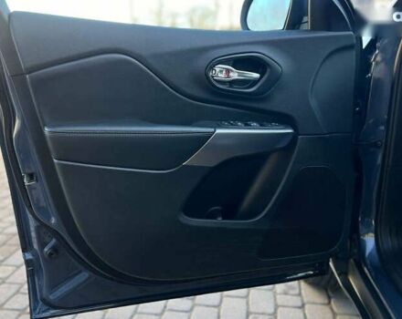 Джип Cherokee, об'ємом двигуна 2.4 л та пробігом 90 тис. км за 18500 $, фото 7 на Automoto.ua