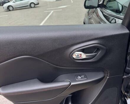 Джип Чероки, объемом двигателя 3.24 л и пробегом 26 тыс. км за 30900 $, фото 33 на Automoto.ua