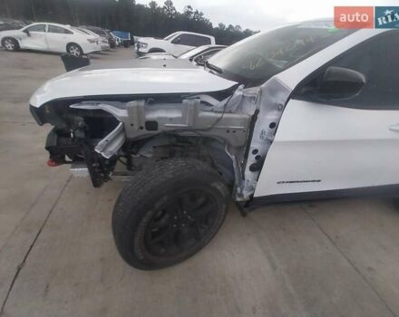 Джип Чероки, объемом двигателя 3.24 л и пробегом 96 тыс. км за 17000 $, фото 5 на Automoto.ua