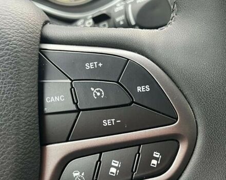 Джип Cherokee, об'ємом двигуна 2 л та пробігом 27 тис. км за 23500 $, фото 17 на Automoto.ua