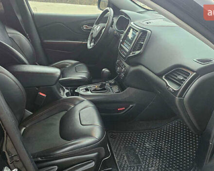 Джип Чероки, объемом двигателя 3.24 л и пробегом 85 тыс. км за 20500 $, фото 5 на Automoto.ua