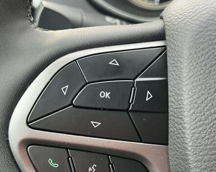 Джип Cherokee, об'ємом двигуна 2 л та пробігом 27 тис. км за 23500 $, фото 16 на Automoto.ua