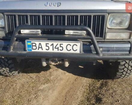 Джип Чероки, объемом двигателя 2.5 л и пробегом 350 тыс. км за 6500 $, фото 1 на Automoto.ua