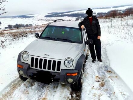 Джип Cherokee 2003 у Новомосковске на Automoto.ua Джип Cherokee, об'ємом двигуна 2.5 л та пробігом 221 тис. км за 7500 $, фото 1 на Automoto.ua