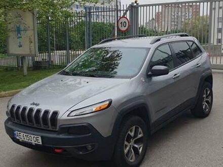 Джип Cherokee, об'ємом двигуна 3.24 л та пробігом 190 тис. км за 13000 $, фото 1 на Automoto.ua