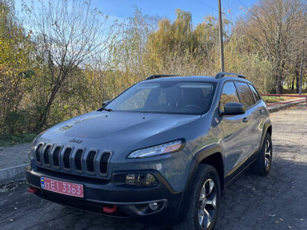 Джип Cherokee, об'ємом двигуна 3.24 л та пробігом 345 тис. км за 13399 $, фото 1 на Automoto.ua