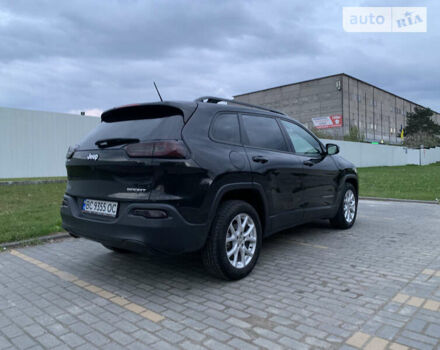 Джип Cherokee, об'ємом двигуна 2.36 л та пробігом 155 тис. км за 13000 $, фото 1 на Automoto.ua