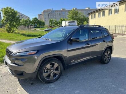 Джип Cherokee, об'ємом двигуна 2.36 л та пробігом 130 тис. км за 15600 $, фото 1 на Automoto.ua