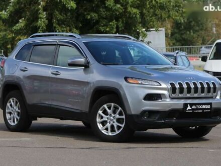 Джип Cherokee, об'ємом двигуна 3.2 л та пробігом 157 тис. км за 14000 $, фото 1 на Automoto.ua