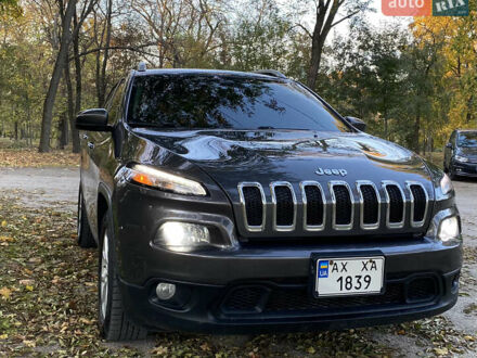 Джип Cherokee 2017 у Кропивницькому (Кіровограді) на Automoto.ua Джип Cherokee, об'ємом двигуна 3.24 л та пробігом 132 тис. км за 14500 $, фото 1 на Automoto.ua