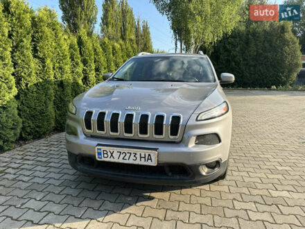 Джип Чероки 2017 в Хмельницком на Automoto.ua Джип Чероки, объемом двигателя 2.4 л и пробегом 200 тыс. км за 12200 $, фото 1 на Automoto.ua