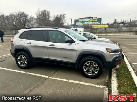 Джип Чероки, объемом двигателя 2 л и пробегом 132 тыс. км за 18500 $, фото 1 на Automoto.ua