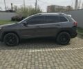 Серый Джип Чероки, объемом двигателя 2.4 л и пробегом 111 тыс. км за 14500 $, фото 1 на Automoto.ua