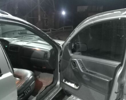 Сірий Джип Cherokee, об'ємом двигуна 3.1 л та пробігом 211 тис. км за 7000 $, фото 8 на Automoto.ua