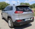 Серый Джип Чероки, объемом двигателя 2.4 л и пробегом 145 тыс. км за 11013 $, фото 2 на Automoto.ua