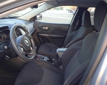 Сірий Джип Cherokee, об'ємом двигуна 2.4 л та пробігом 104 тис. км за 14600 $, фото 9 на Automoto.ua