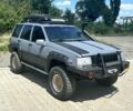 Сірий Джип Cherokee, об'ємом двигуна 5.2 л та пробігом 200 тис. км за 10000 $, фото 2 на Automoto.ua
