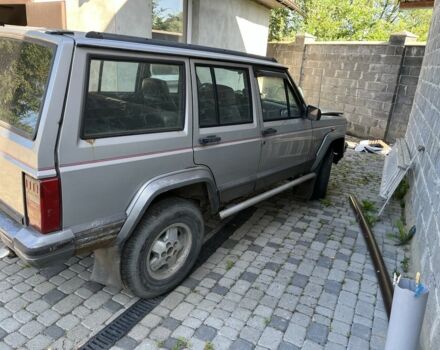 Сірий Джип Cherokee, об'ємом двигуна 2.1 л та пробігом 370 тис. км за 2200 $, фото 1 на Automoto.ua