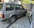 Сірий Джип Cherokee, об'ємом двигуна 2.1 л та пробігом 370 тис. км за 2200 $, фото 1 на Automoto.ua