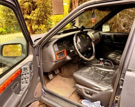 Серый Джип Чероки, объемом двигателя 2.5 л и пробегом 299 тыс. км за 3690 $, фото 2 на Automoto.ua