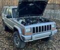 Серый Джип Чероки, объемом двигателя 2.5 л и пробегом 100 тыс. км за 2000 $, фото 1 на Automoto.ua