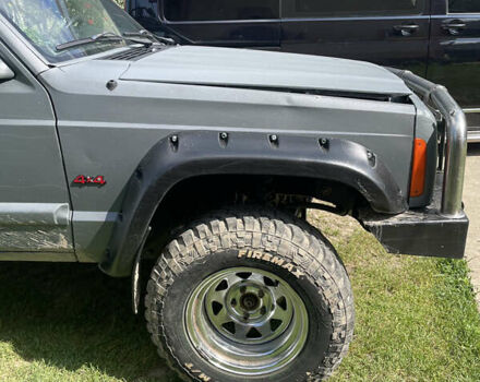 Сірий Джип Cherokee, об'ємом двигуна 2.5 л та пробігом 195 тис. км за 6500 $, фото 4 на Automoto.ua