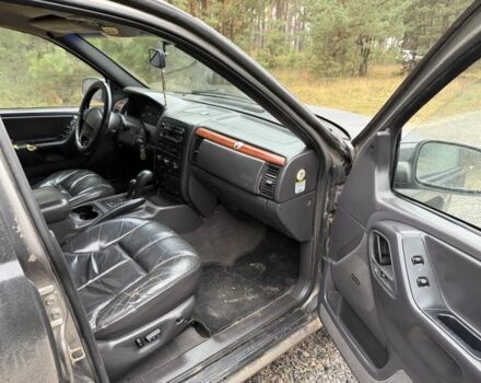 Серый Джип Чероки, объемом двигателя 3.1 л и пробегом 320 тыс. км за 2950 $, фото 9 на Automoto.ua