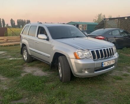 Серый Джип Чероки, объемом двигателя 3 л и пробегом 345 тыс. км за 10500 $, фото 1 на Automoto.ua