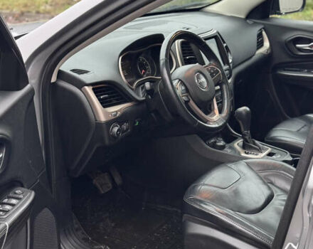 Серый Джип Чероки, объемом двигателя 3.24 л и пробегом 183 тыс. км за 12800 $, фото 14 на Automoto.ua