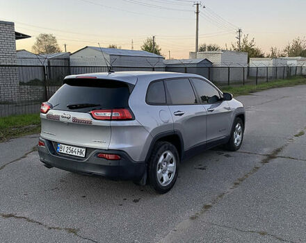 Сірий Джип Cherokee, об'ємом двигуна 2.4 л та пробігом 190 тис. км за 13450 $, фото 1 на Automoto.ua