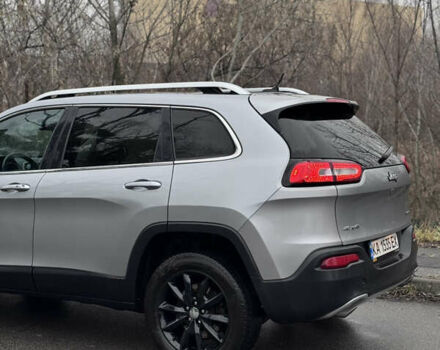 Серый Джип Чероки, объемом двигателя 3.24 л и пробегом 183 тыс. км за 12800 $, фото 3 на Automoto.ua