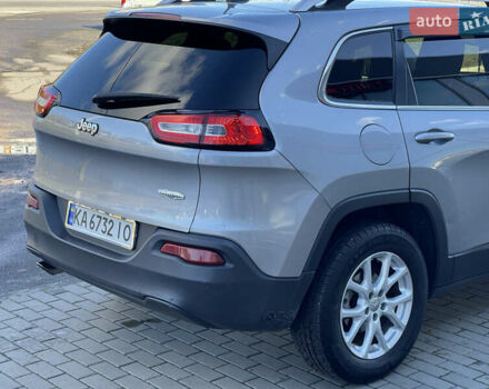 Сірий Джип Cherokee, об'ємом двигуна 2.36 л та пробігом 191 тис. км за 11999 $, фото 15 на Automoto.ua