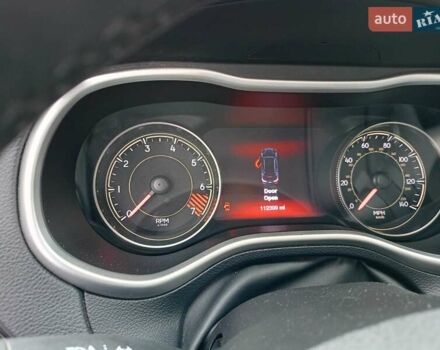 Серый Джип Чероки, объемом двигателя 2.36 л и пробегом 186 тыс. км за 14500 $, фото 10 на Automoto.ua