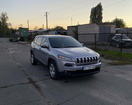 Сірий Джип Cherokee, об'ємом двигуна 2.4 л та пробігом 190 тис. км за 13450 $, фото 3 на Automoto.ua