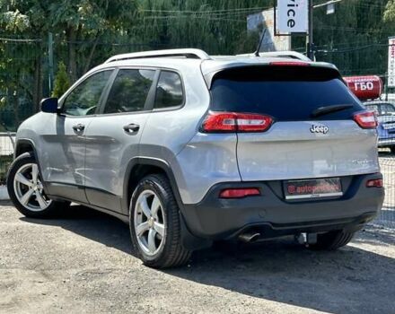 Сірий Джип Cherokee, об'ємом двигуна 2.36 л та пробігом 217 тис. км за 10100 $, фото 7 на Automoto.ua