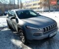 Сірий Джип Cherokee, об'ємом двигуна 2.4 л та пробігом 171 тис. км за 14000 $, фото 1 на Automoto.ua