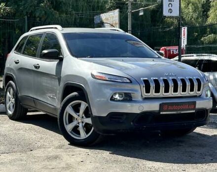 Сірий Джип Cherokee, об'ємом двигуна 2.36 л та пробігом 217 тис. км за 10100 $, фото 1 на Automoto.ua