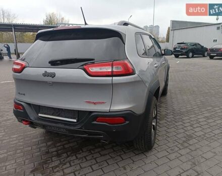 Серый Джип Чероки, объемом двигателя 3.24 л и пробегом 141 тыс. км за 16500 $, фото 4 на Automoto.ua