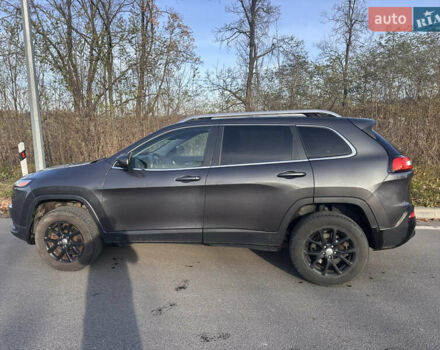 Серый Джип Чероки, объемом двигателя 2.36 л и пробегом 156 тыс. км за 14500 $, фото 15 на Automoto.ua